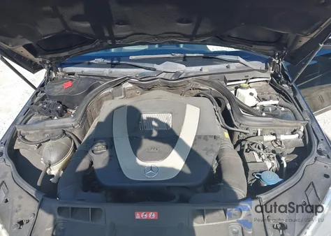 2008 Mercedes-Benz C 300 Luxury/Sport z USA, uszkodzony, nr VIN WDDGF54X38F075078